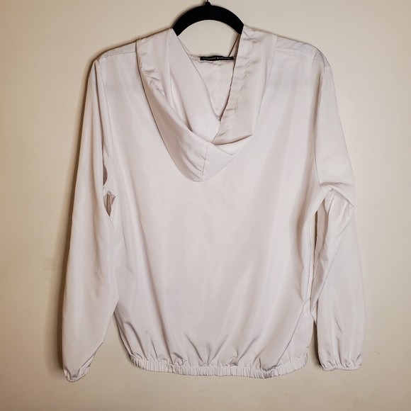 Brandy Melville Windbreaker - Picture 2 of 4